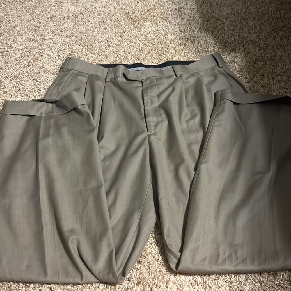 Perry Ellis cuffed dress pant, pleated front, 36 x 30